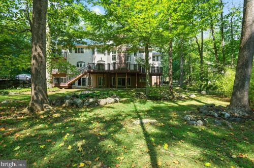 83 Pettit Pl, Princeton NJ 08540-7645 exterior