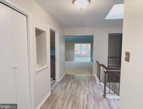 50 Stonegate Dr, Silver Spring MD  20905-5702 exterior