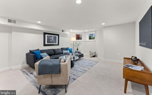 408 4th St, Washington DC  20003-2005 exterior