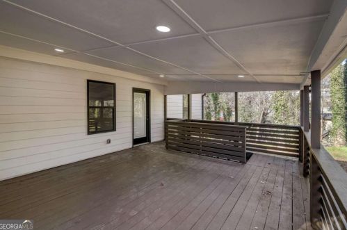 2006 Lisbon Dr, Atlanta GA 30310-4920 exterior