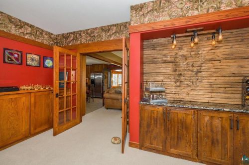 4808 Oak Rdg Dr, Duluth MN 55811-1729 exterior