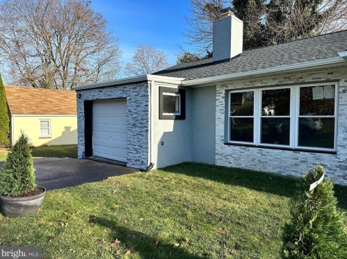 99 Elfreth Rd, Huntingdon Valley PA  19006-1210 exterior