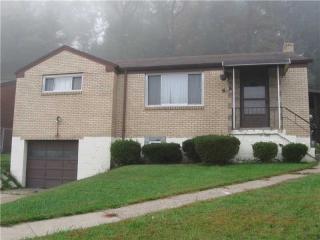 42 Kenneth Dr, Pittsburgh PA  15223-1204 exterior