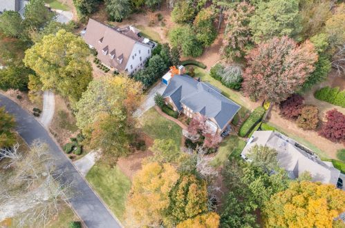 7710 Dunvegan Close, Atlanta GA 30350-5504 exterior