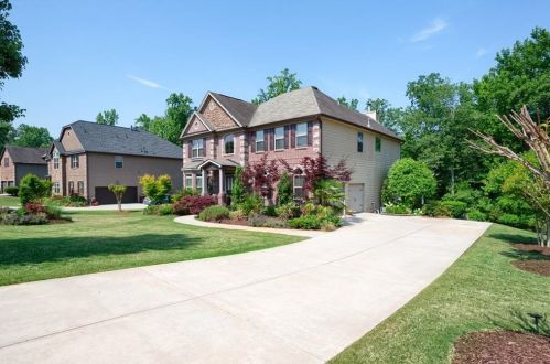 1353 Blairwood Ct, Atlanta GA 30331-7491 exterior