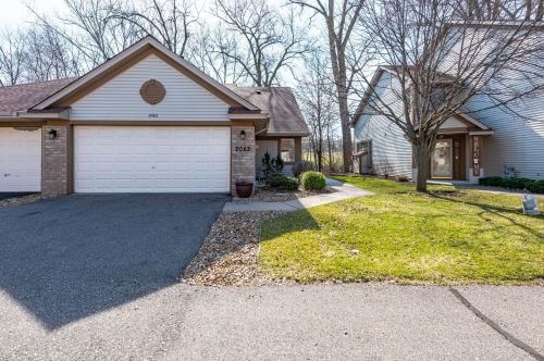 2062 Holloway Ave, Saint Paul, MN 55109-3907