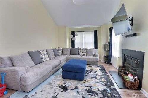 200 Concord Pl, New Brunswick NJ 08902-4572 exterior