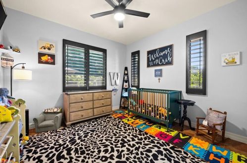 2039 Imperial Cir, Naples FL 34110-1036 exterior