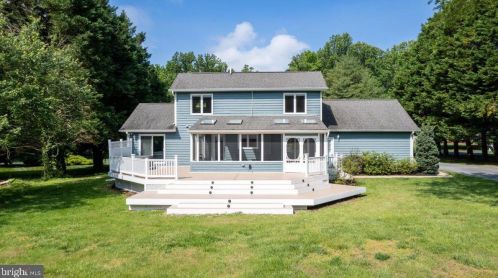 2813 Fennel Rd, Edgewater, MD 21037-1143