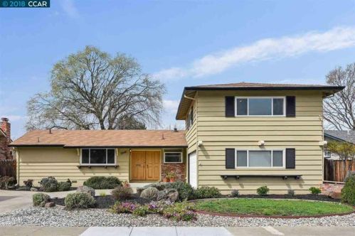 3949 Newcastle Rd, Concord, CA 94519-1220