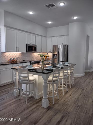 35009 25 Ln, Phoenix AZ 85041-2015 exterior