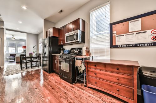 2335 Moffat St, Chicago IL 60647-4312 exterior