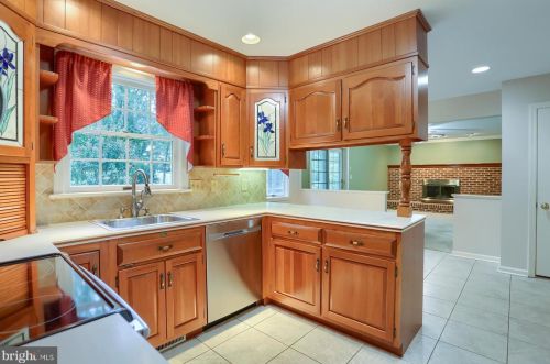 2005 Chapel Frg Dr, Lancaster PA 17601-1654 exterior