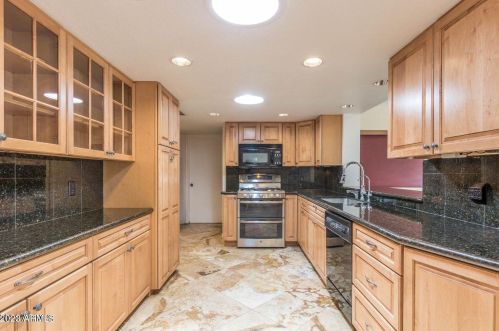 10849 45th Pl, Phoenix AZ  85028-3014 exterior