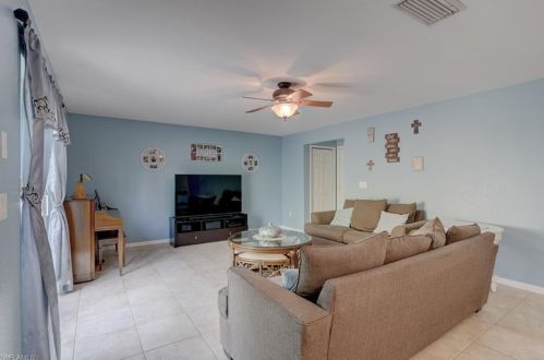 4475 18 St, Naples FL 34120-6428 exterior