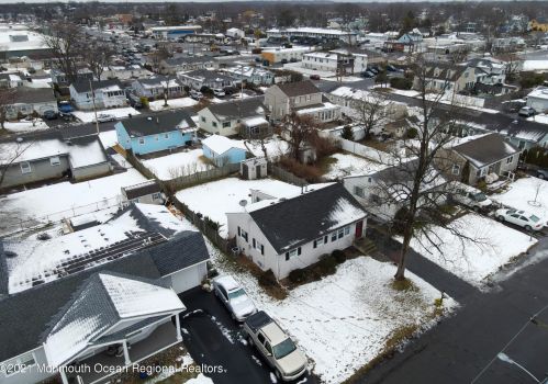 3225 Kickapoo Ave, Point Pleasant Beach NJ 08742-3429 exterior