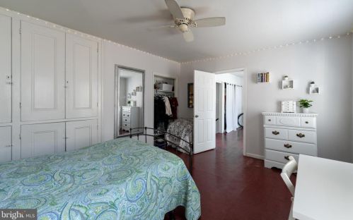 1223 6 St, Philadelphia PA 19120-3101 exterior