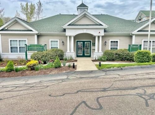 90 Mill St, Woonsocket RI  02895-2164 exterior