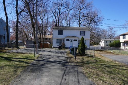 108-AB Carr St, Springfield MA  01118-2207 exterior