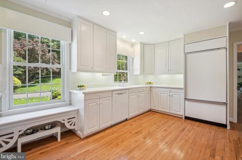 11008 Stanmore Dr, Rockville MD exterior