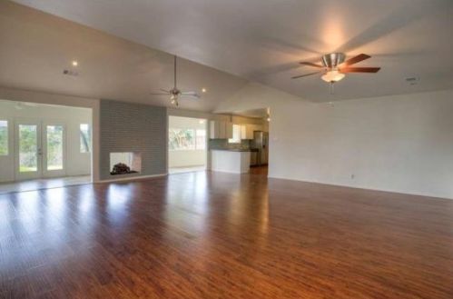 2910 Cedarview Dr, Austin TX  78704-4609 exterior