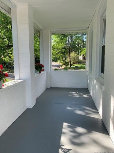 236 Matianuck Ave, Windsor, CT 06095-4322