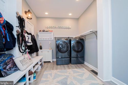 9 Greystone Dr, Lewes DE exterior