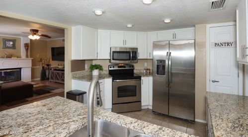 4331 Amberwood Dr, Phoenix AZ 85045-4209 exterior