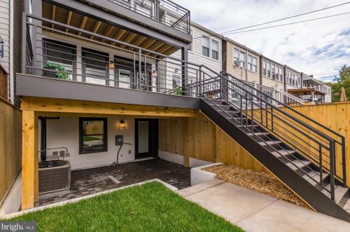 16 Adams St, Washington DC  20001-1026 exterior