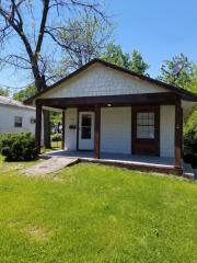 1612 Harris Ave, Independence MO  64052-3730 exterior