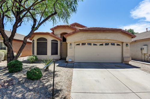 20823 38th St, Phoenix, AZ 85050-4871