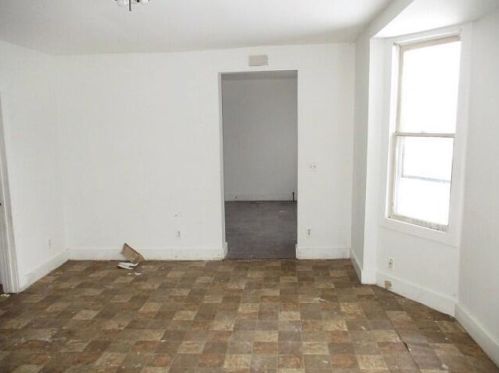 2830 Palmer St, Milwaukee WI 53212-2435 exterior