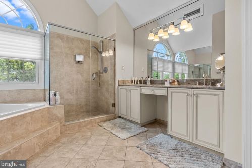 2214 Denbeigh Dr, Jamison PA 18929-1446 exterior