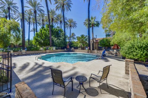 4540 44th St, Phoenix AZ 85018-4272 exterior