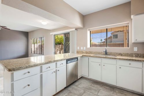 4523 Bluefield Ave, Phoenix AZ 85032-1420 exterior