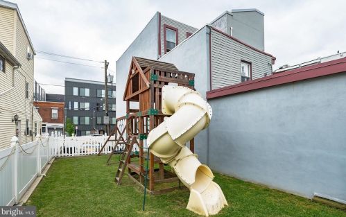 1208 Fletcher St, Philadelphia PA 19125-1540 exterior