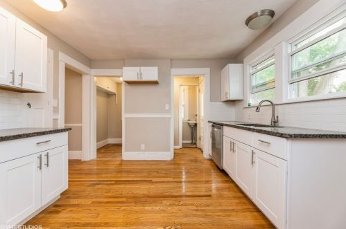 45 Powell Ave, Springfield, MA 01118-2165