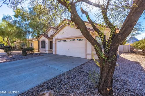 8483 Cantora Way, Tucson AZ 85743-5005 exterior