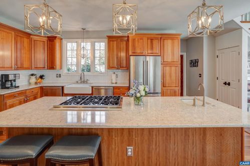 3149 Dane Ct, Keswick VA 22947-9106 exterior