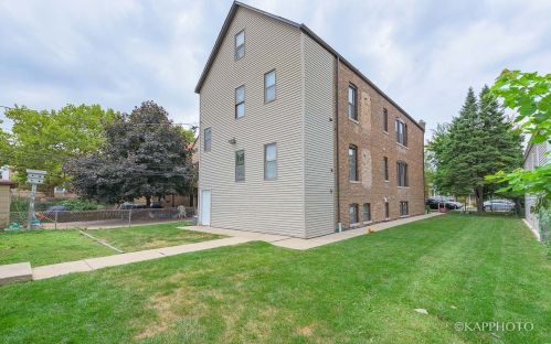 5451 Schubert Ave, Chicago IL 60614-1247 exterior