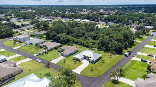 4002 Mackemer Rd, Fort Pierce FL  34953-7065 exterior