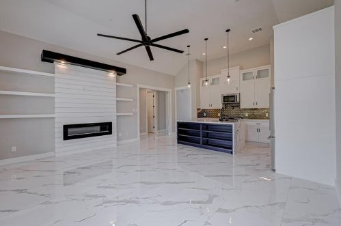 146 Bermuda Cir, Montgomery TX 77356-8205 exterior