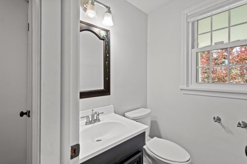 103 Ascot Pl, Pittsburgh PA 15237-4013 exterior