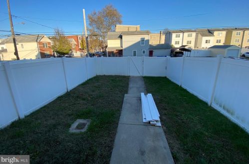 735 40 St, Philadelphia PA 19104-1670 exterior