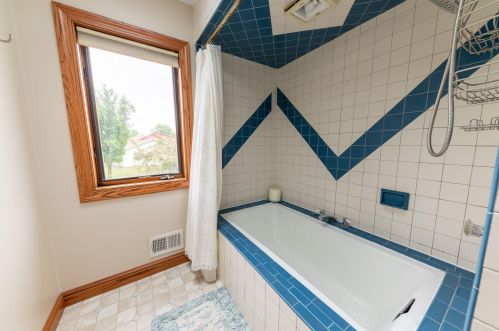 7021 Waterford Ave, Milwaukee WI  53220-2419 exterior