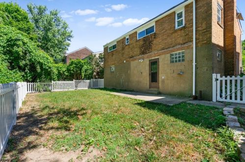 931 Mirror St, Pittsburgh PA  15217-2643 exterior