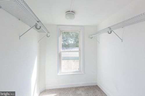 214 James St, Lancaster PA 17603-2839 exterior