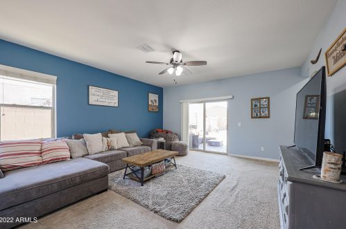 4022 81 Dr, Phoenix AZ 85043-1561 exterior