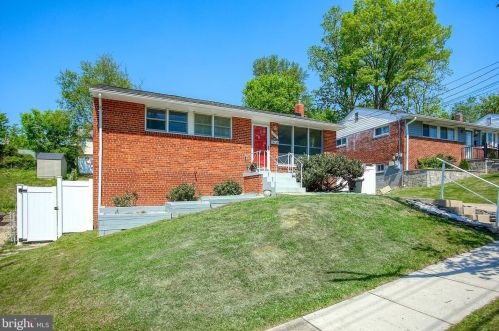 2909 Kingswell Dr, Silver Spring MD  20902-2126 exterior