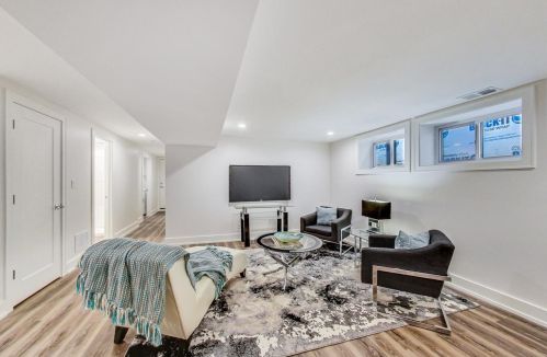 3111 Leland Ave, Chicago IL  60625-4406 exterior